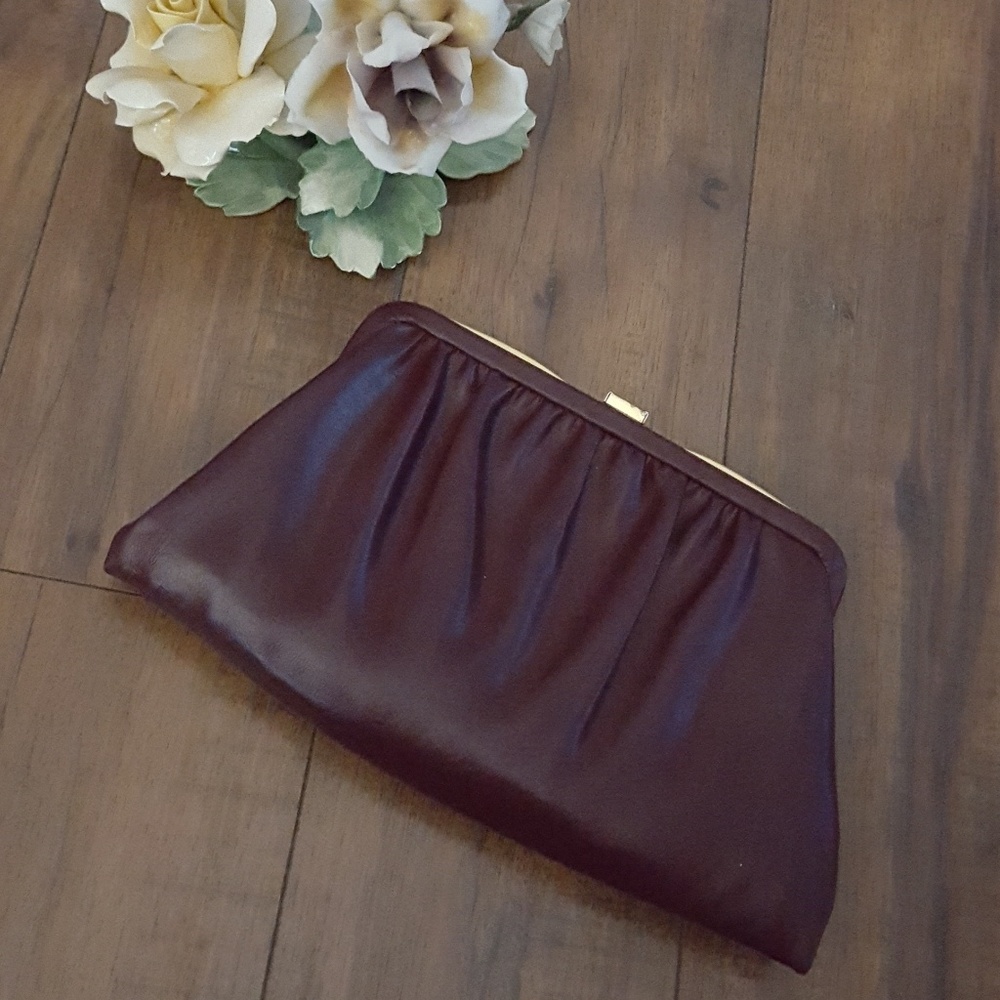 Vintage - Burgundy Leather Clutch